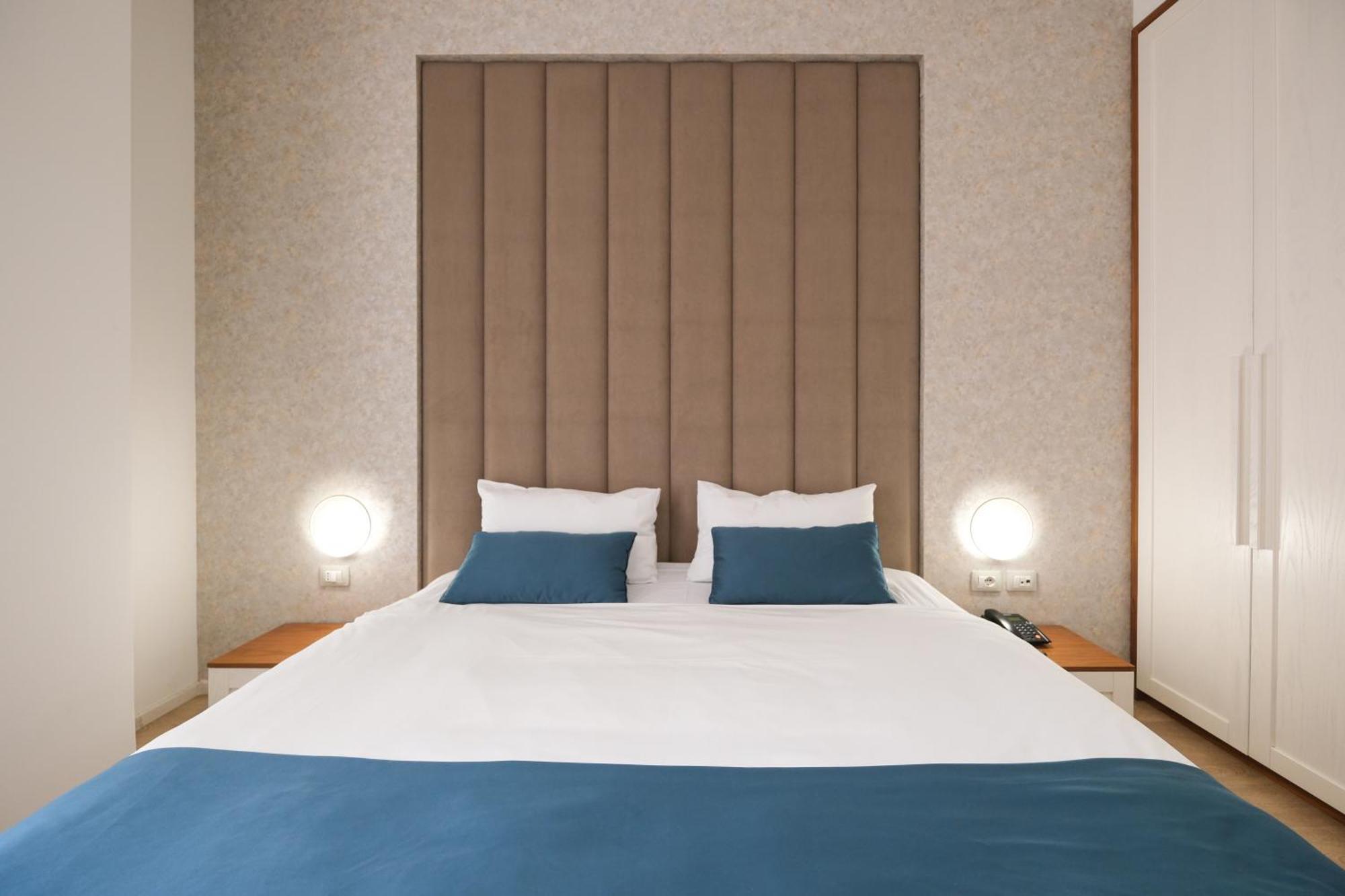 Golden City Hotel , Tirana Zewnętrze zdjęcie