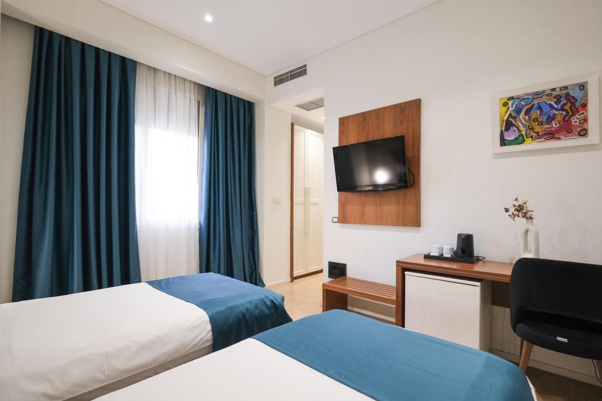 Golden City Hotel , Tirana Zewnętrze zdjęcie