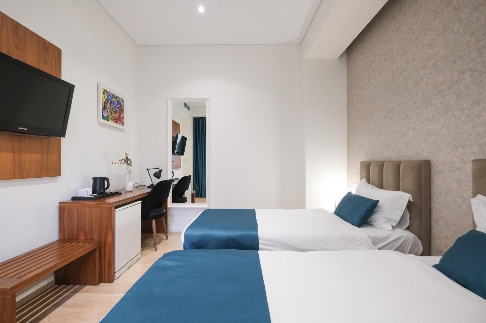 Golden City Hotel , Tirana Zewnętrze zdjęcie