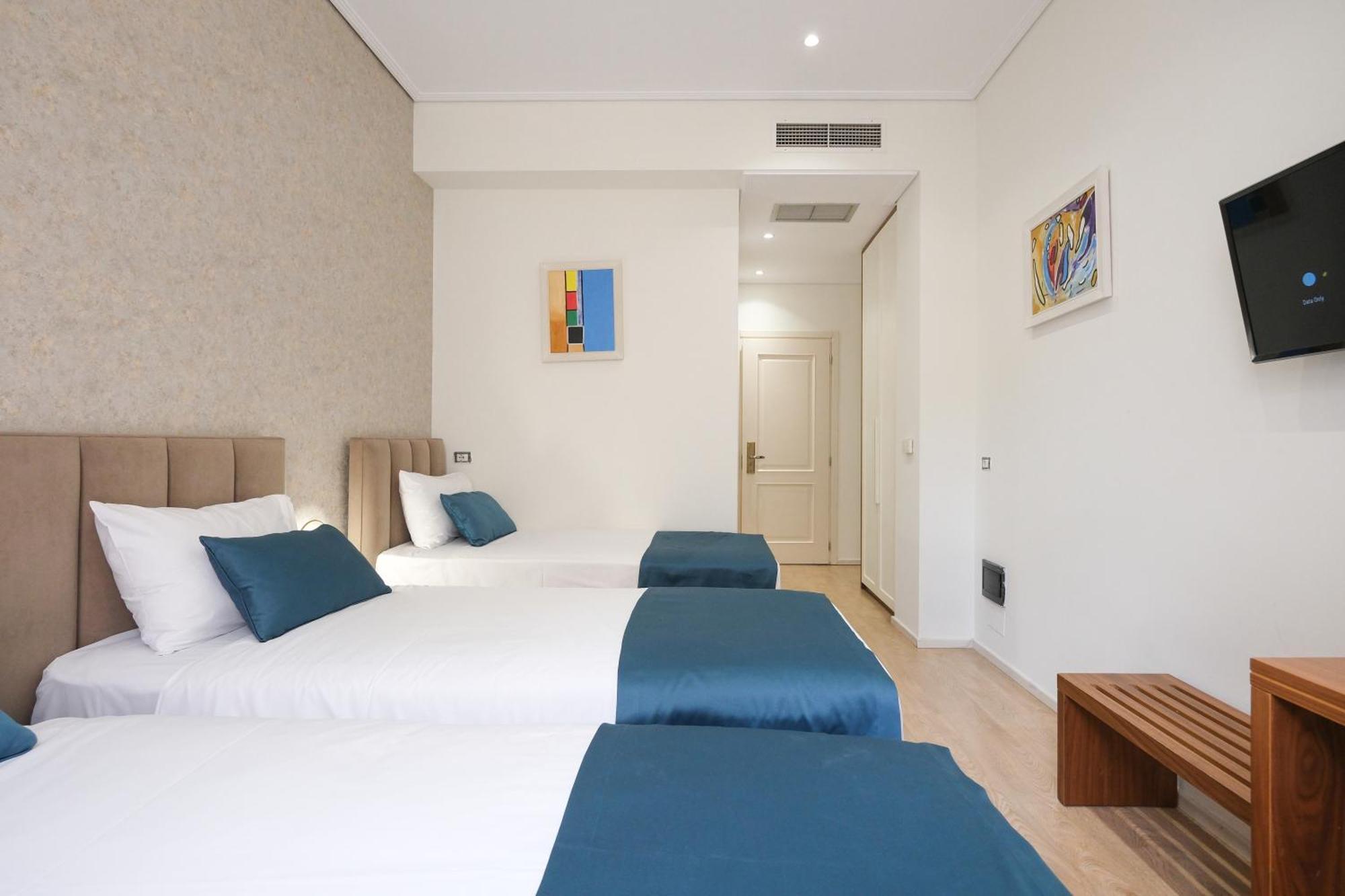 Golden City Hotel , Tirana Zewnętrze zdjęcie