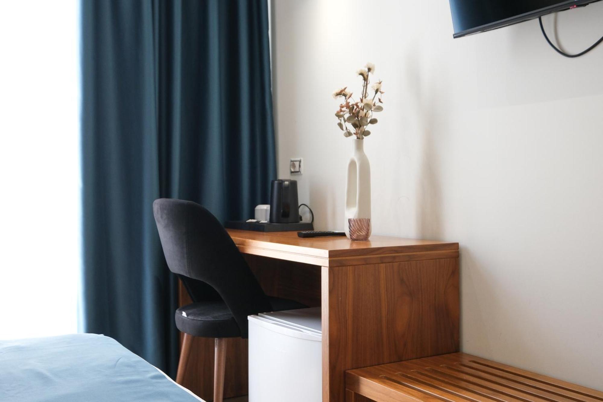 Golden City Hotel , Tirana Zewnętrze zdjęcie